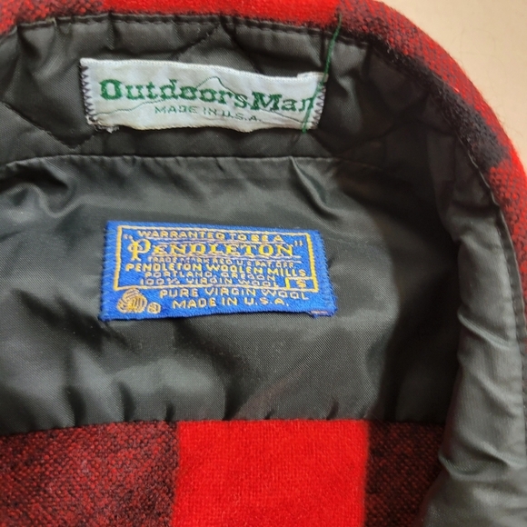 Pendleton Vtg Wool Flannel Shirt Buffalo Plaid Made in USA Gorpcore Workwear S - Picture 4 of 8